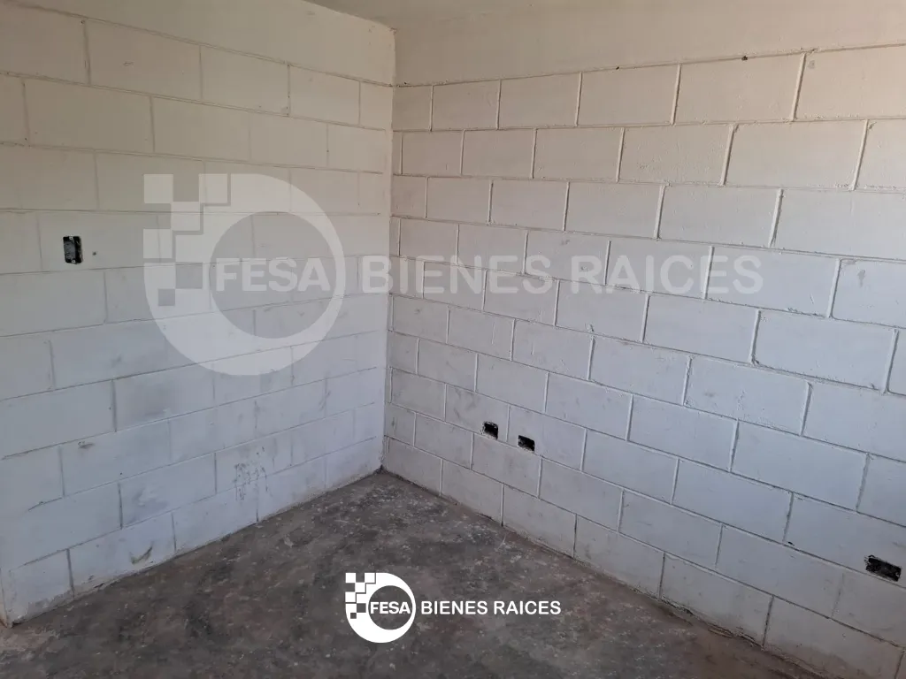 F05.webp